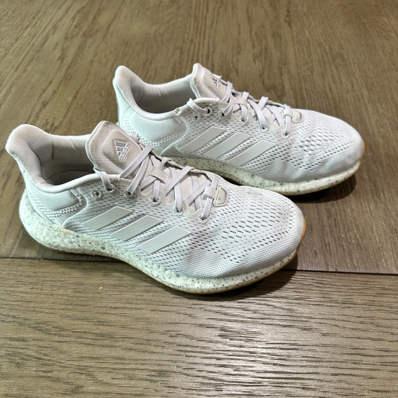 Adidas Women’s Pureboost Running Shoes Size 7.5 - Picture 6 of 8